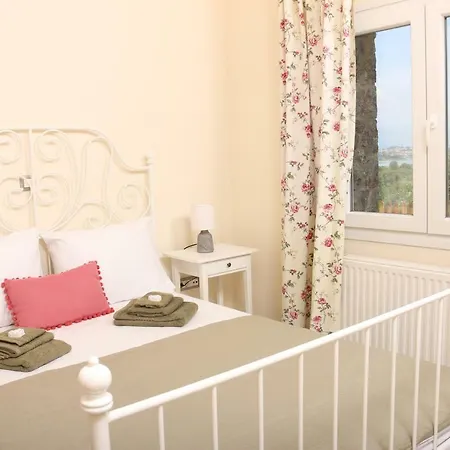 Corfu View Deluxe Holiday home *